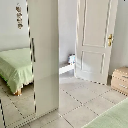 Daire Santana -19 At With Pool, Garage And Lift