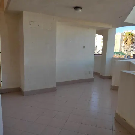 Santana -19 At With Pool, Garage And Lift *