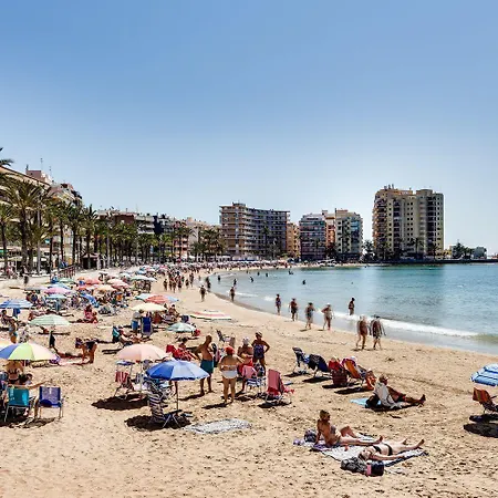 Santana -19 At With Pool, Garage And Lift تورّيفيِخا